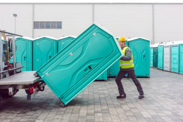 Portable Toilet Options We Offer in Lake City, PA